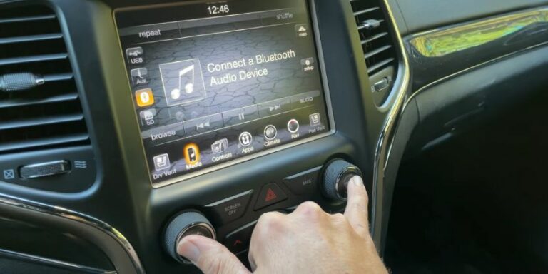 Jeep/RAM Uconnect System Says Device Not Supported [FIXED]