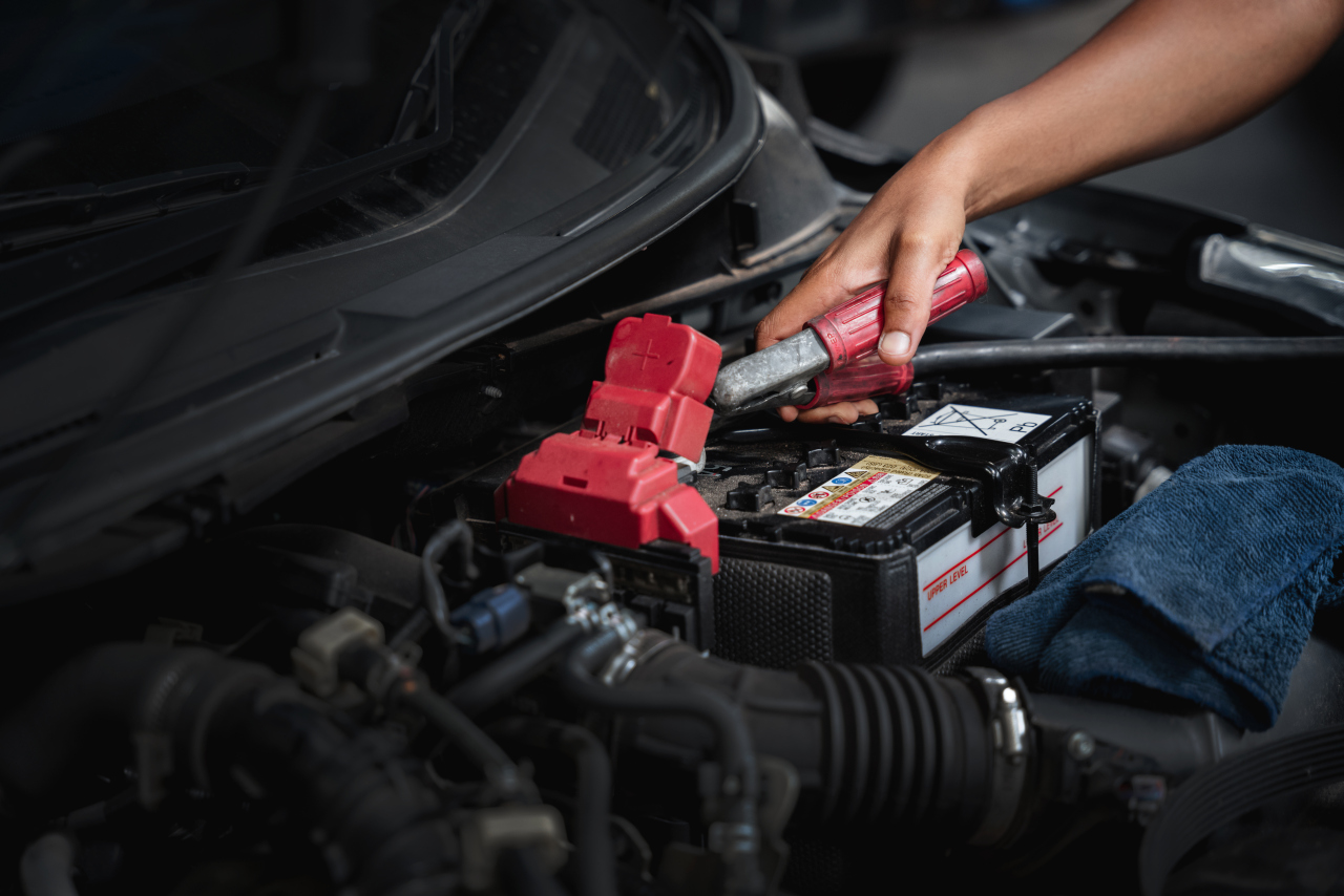 Replace 2018 Mercedes GLC Battery