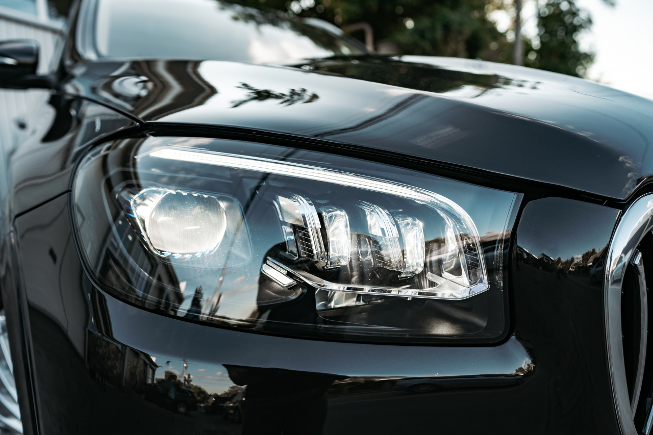 Mercedes Benz GLE's LED Headlights and Taillights